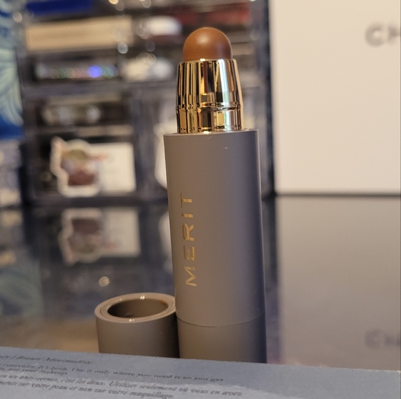 Merit - Picture 2 of 5